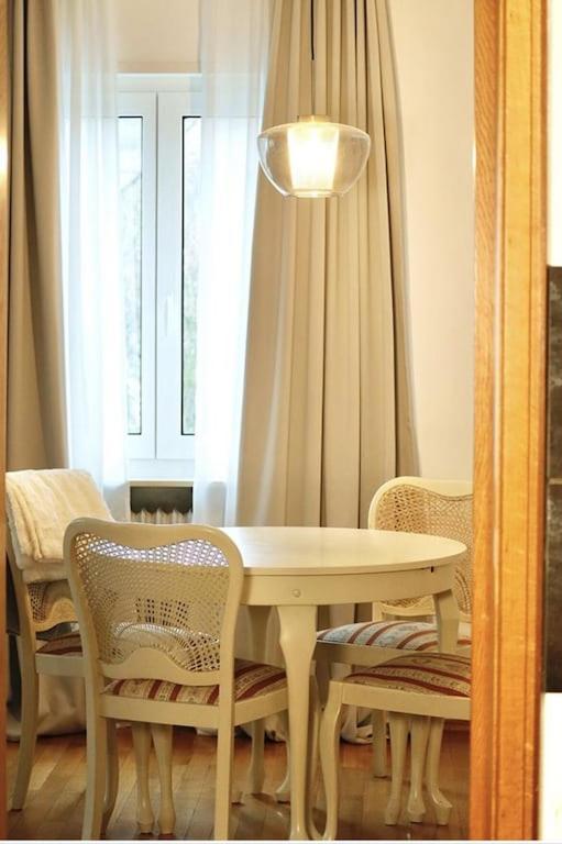 Modern Holiday Apartment In The Heart Of Klingenmünster Εξωτερικό φωτογραφία