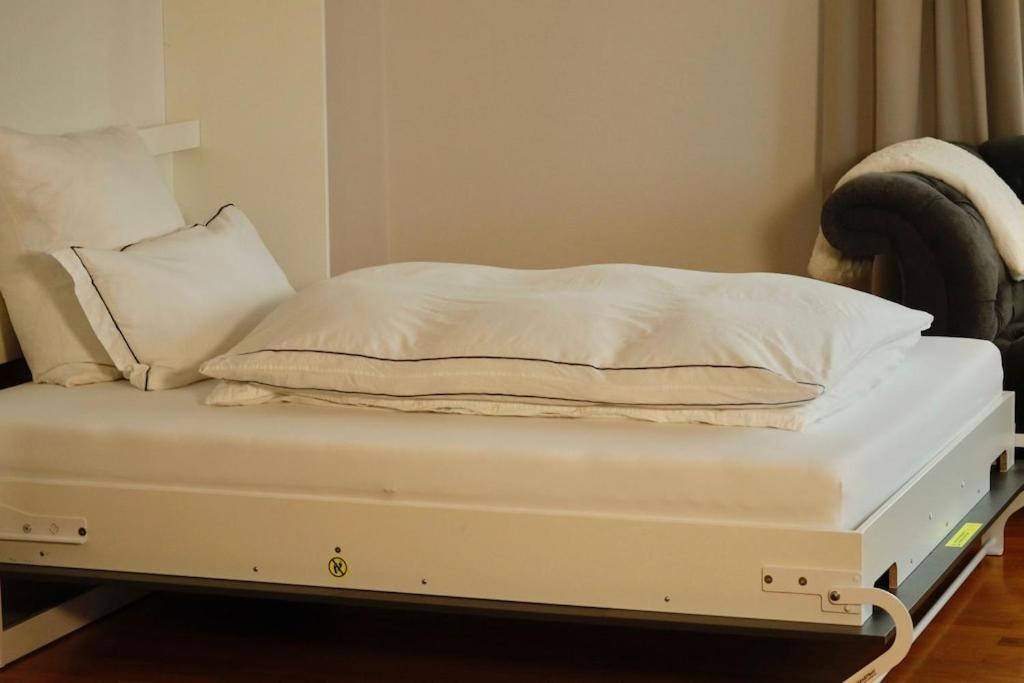 Modern Holiday Apartment In The Heart Of Klingenmünster Εξωτερικό φωτογραφία